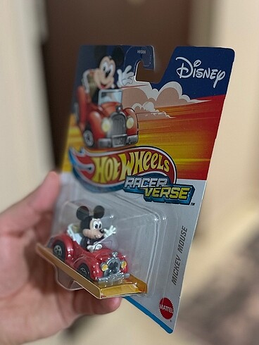  Hot Wheels Racer Verse Mickey Mouse