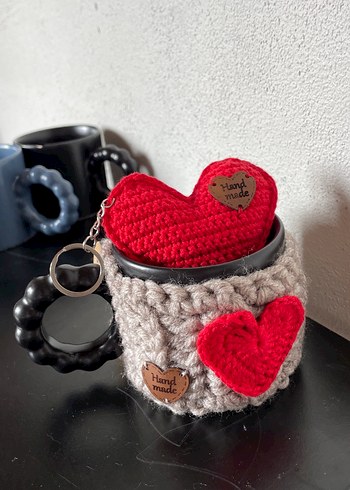 El Örgüsü Kupa Kılıfı ve Kalp Süslemeli - Görsel 8