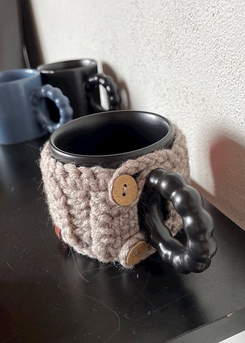 El Örgüsü Kupa Kılıfı ve Kalp Süslemeli - Görsel 5