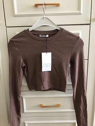Zara crop tshirt