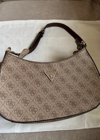 Orijinal guess noelle çanta