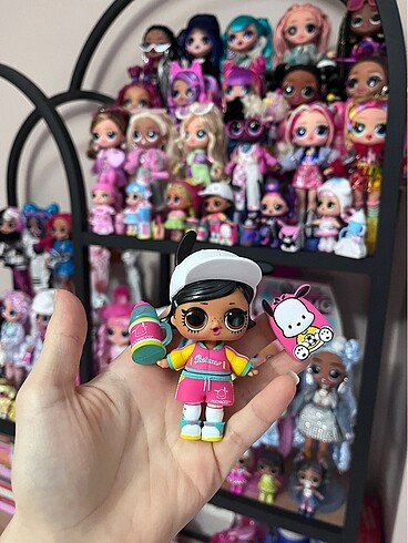 Barbie Lol surprise hello kitty pochacco bebek