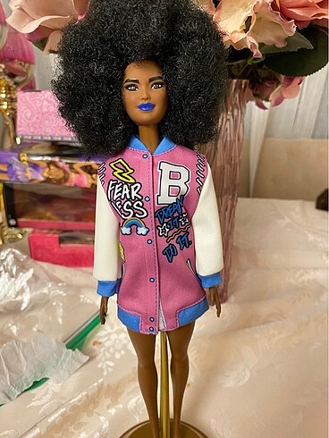  Barbie fashionistas