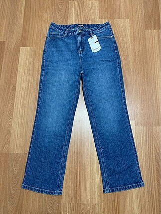 Pull&Bear 42 Beden yüksel bel düz paça Jean