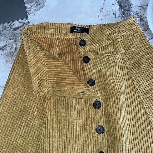 Bershka Kısa etek