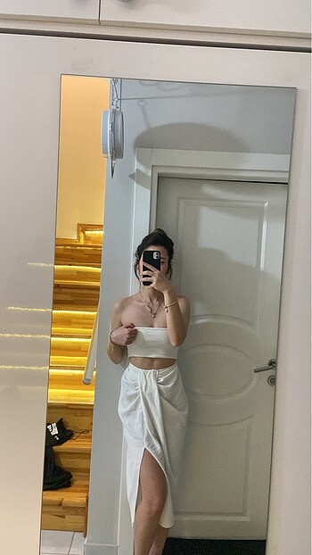beyaz yırtmaçlı zara etek