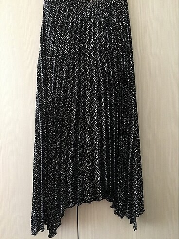 xs Beden Zara etiketli etek