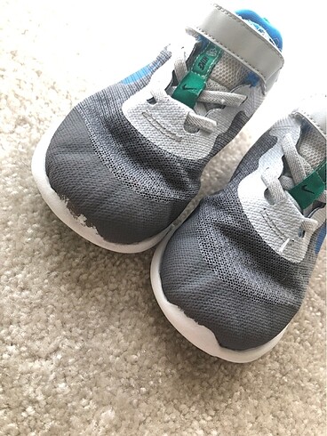 26 Beden mavi Renk Nike spor ayakkabı