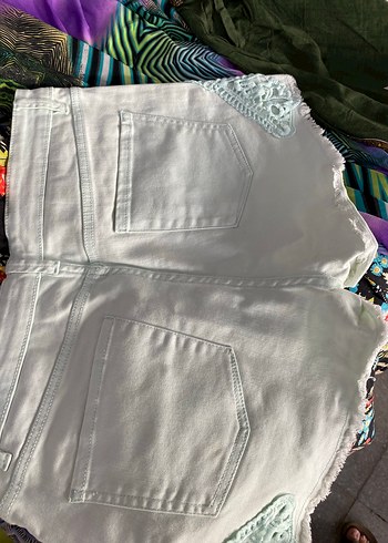 Diğer Dantel Detaylı Mini Denim Şort