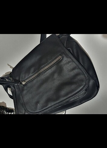 Siyah kol çantası 