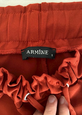 Armine Kırmızı Rahat Kesim Kadın Kumaş Pantolon
