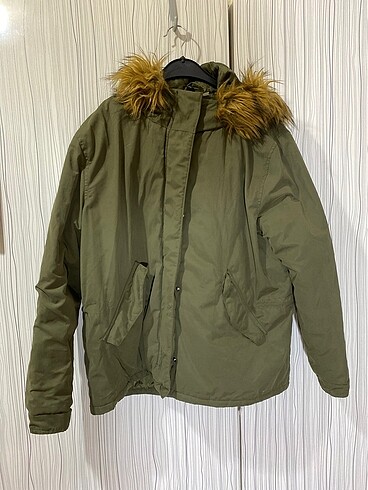 H&M Kadın Haki Kürklü Mont