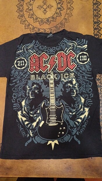 AC DC Tshirt
