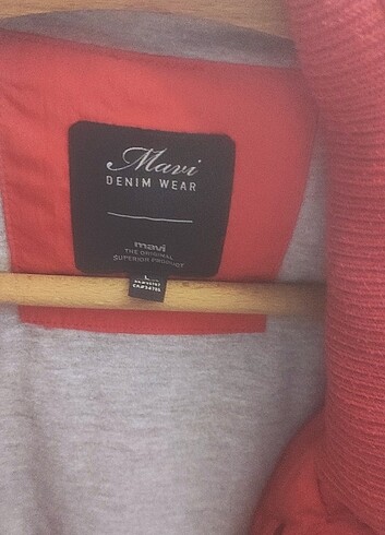 Mavi Jeans Mont kırmızı