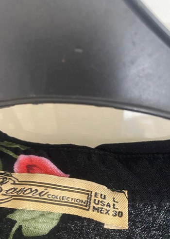 Uzun Siyah Çiçekli Düğmeli Elbise - Görsel 4