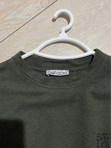 Defacto sweatshirt