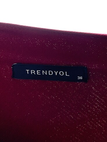 36 Beden çeşitli Renk Trendyol & Milla Kısa Elbise %70 İndirimli.