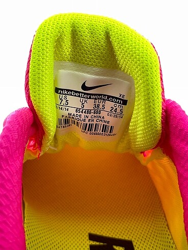 38.5 Beden pembe Renk Nike Spor Ayakkabı %70 İndirimli.