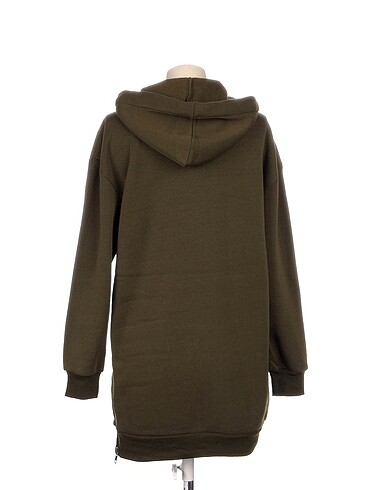 m Beden Diğer Sweatshirt %70 İndirimli.