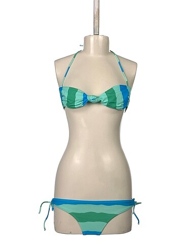Diğer Bikini %70 İndirimli.