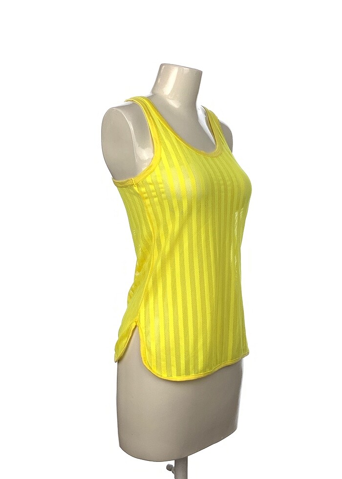 H&M T-shirt %70 İndirimli. - Görsel 2