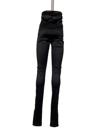 xs Beden H&M Düz Kesim %70 İndirimli.