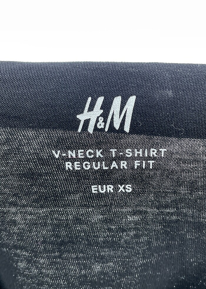 H&M T-shirt %70 İndirimli. - Görsel 4
