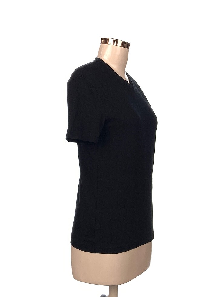 H&M T-shirt %70 İndirimli. - Görsel 2