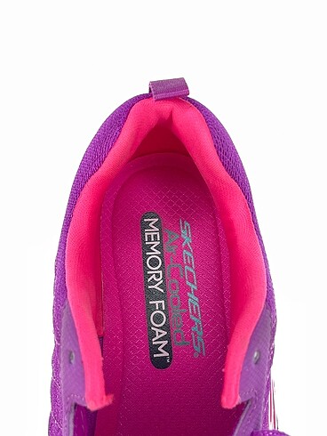 38 Beden çeşitli Renk Skechers Spor Ayakkabı %70 İndirimli.