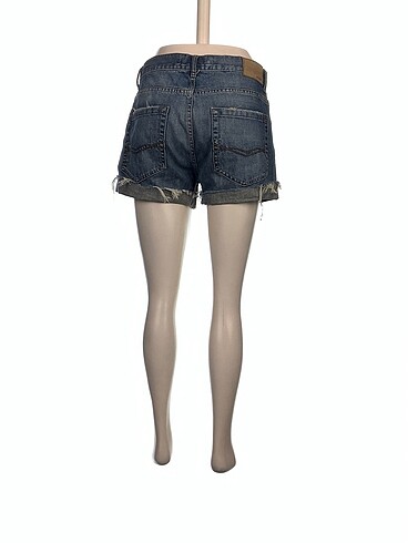 30 Beden Mavi Jeans Jean / Kot Şort %70 İndirimli.