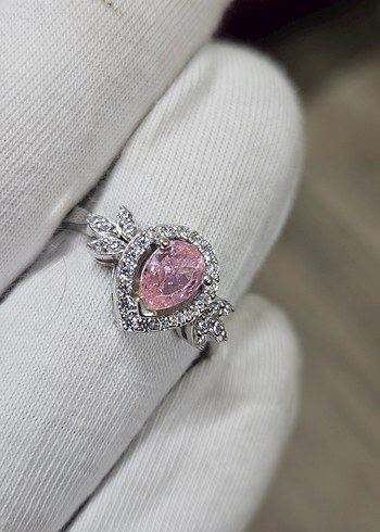 Pembe Taşlı Modern Kadın Yüzük
