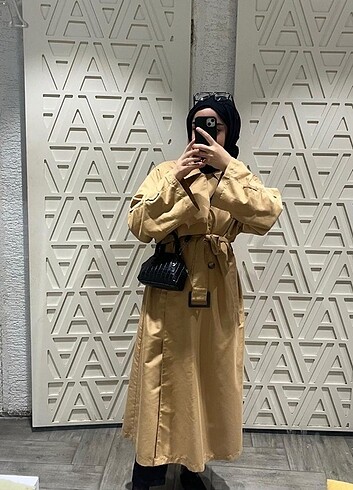 Zara Trençkot 