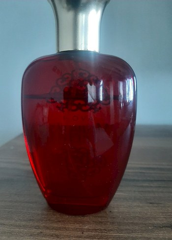 Avon Mesmerize Red Kadın Parfümü - Görsel 2