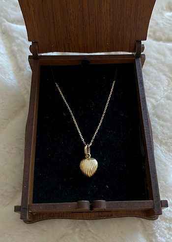 585 Kalpli Kolye