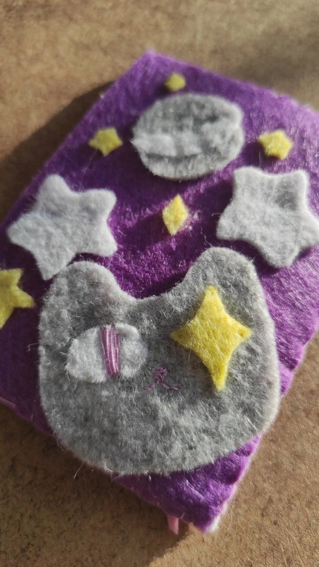 Mor Nakışlı Uzaylı Kedi Kartlık - Görsel 4