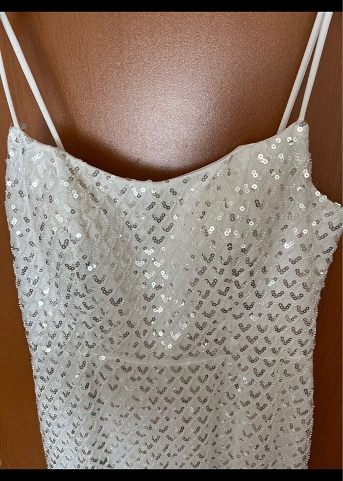 Beyaz nişan elbisesi - Görsel 5
