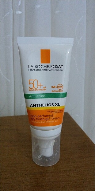 La roche anthelios xl 50+spf