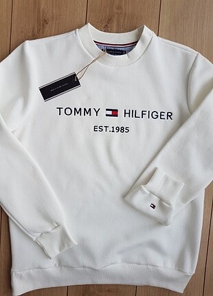 TOMMY HİLFİGER SWEATSHİRT 