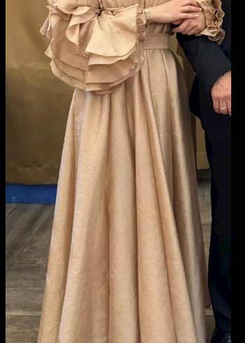 Bej Uzun Kollu Drapeli Tesettür Abiye - Görsel 2