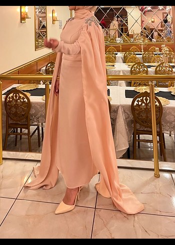 Bej Uzun Kollu Drapeli Kadın Abiye Elbise - Görsel 4