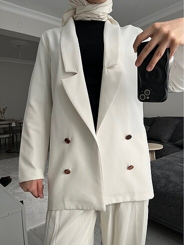 Ekru blazer ceket