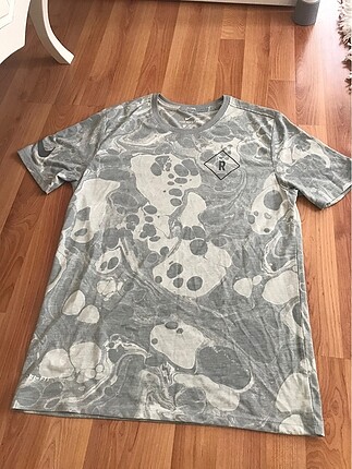 Nıke batık desen tshirt