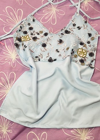 Nakışlı Sırtt dekolteli boyundan bağlamalı dantel bluz 2yk bluz - Görsel 2