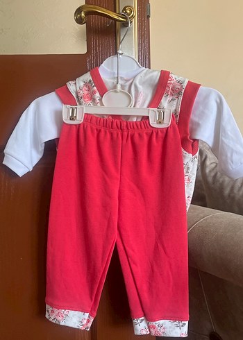 Diğer Çiçekli Kız Bebek Takımı