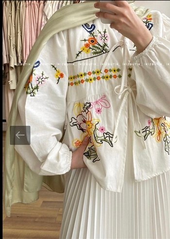Nakışlı Bohem Kısa Beyaz Kimono