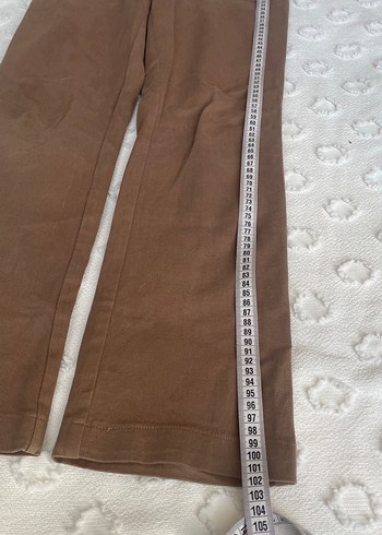 Bej Süet Kumaş Kemerli Kadın Pantolon