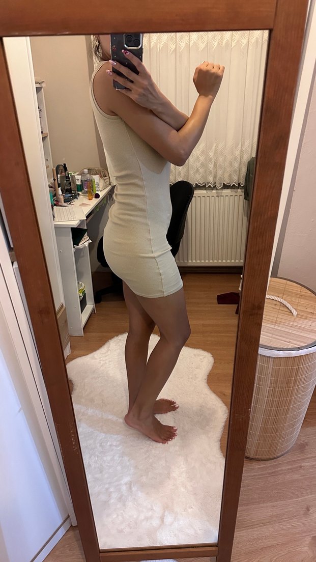 Bej Yüksek Yakalı Kolsuz Mini Elbise - Görsel 2