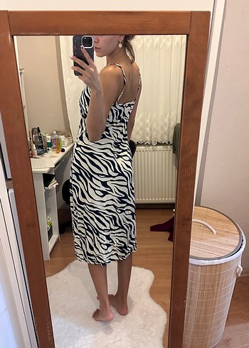 Zebra Desenli Uzun Askılı Elbise - Görsel 3
