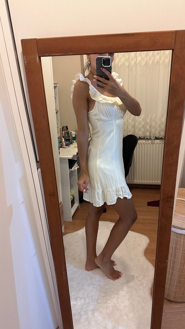 Fırfırlı Beyaz Midi Elbise - Görsel 2