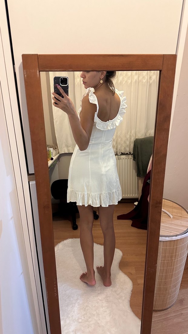 Fırfırlı Beyaz Midi Elbise - Görsel 3